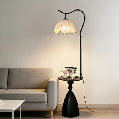 Lampadaire Vintage Avec Table