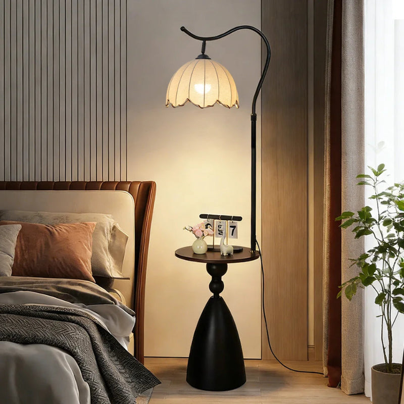 Lampadaire chambre Avec Table