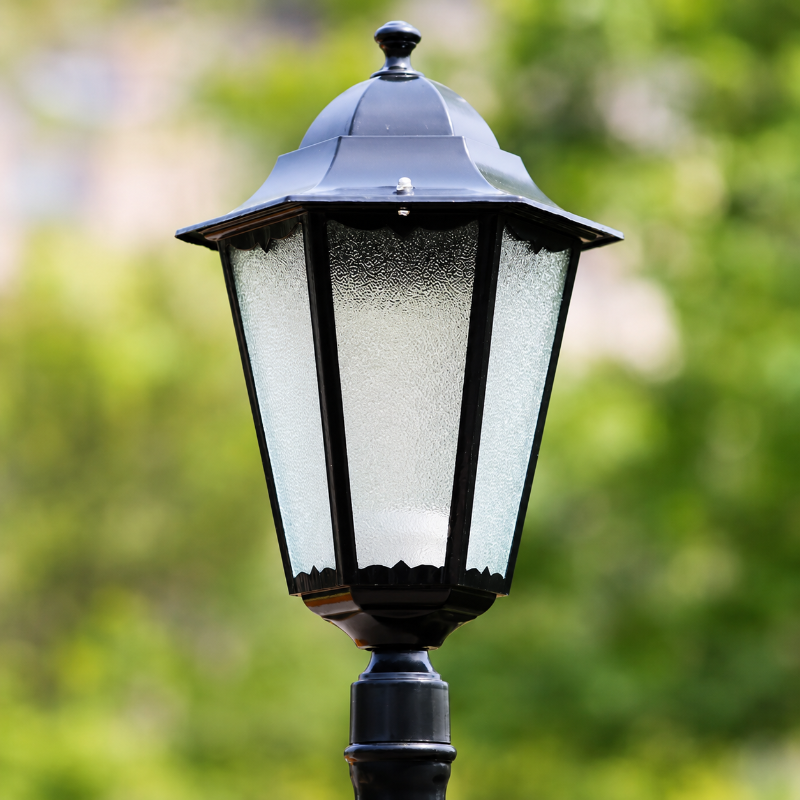 tete lampadaire 